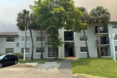 7200 NW 179th St #311, Hialeah: photo 1 of 22