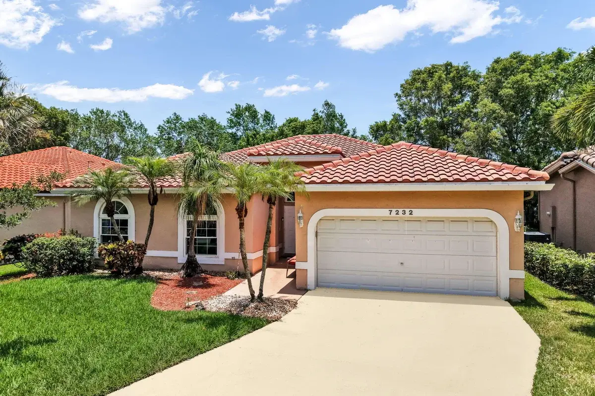 7232 NW 58th Way, Parkland: photo 1 of 38