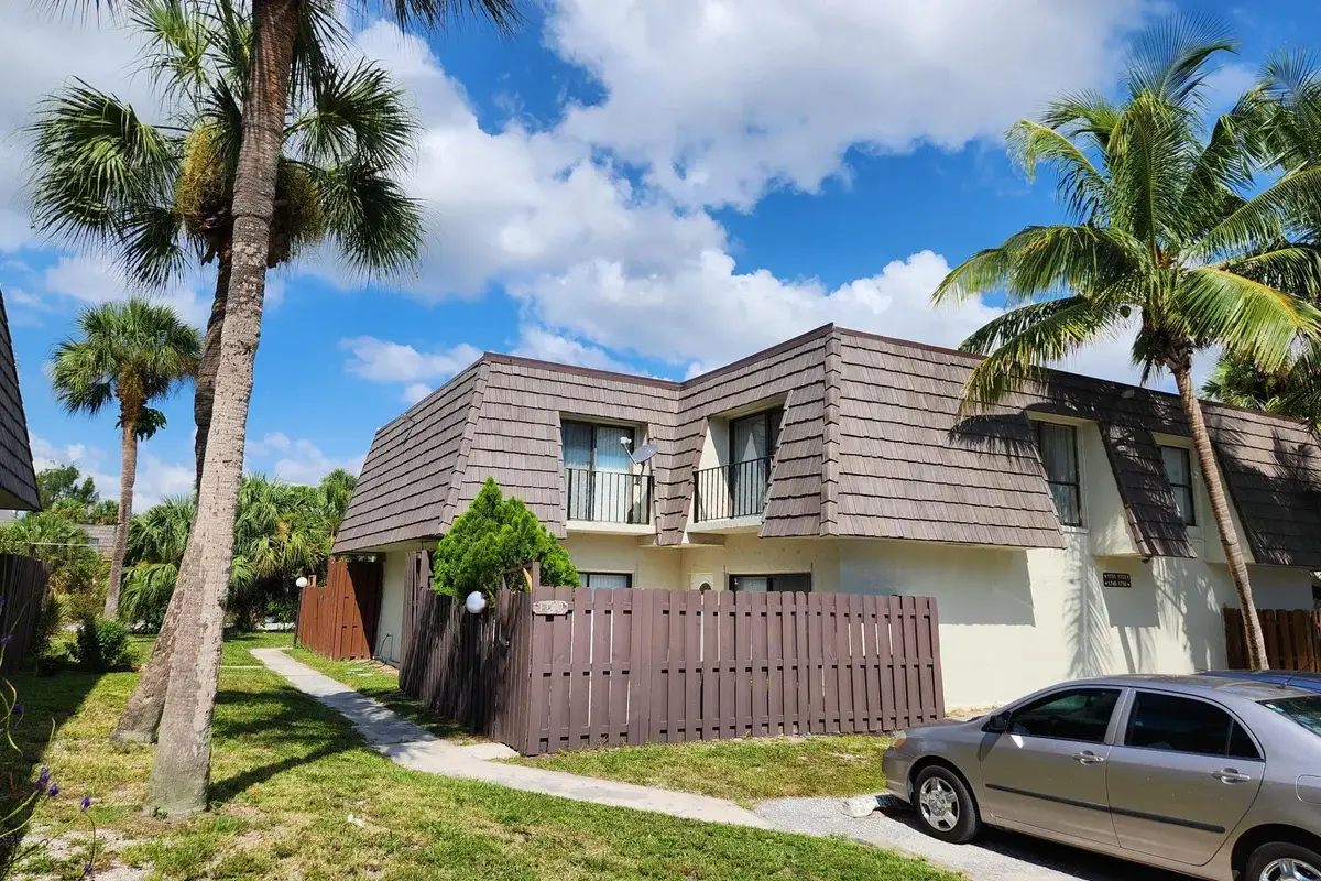 1749 N Congress Ave #C, West Palm Beach: photo 1 of 24