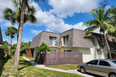 1749 N Congress Ave #C, West Palm Beach: photo 1 of 24