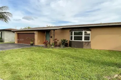 8330 NW 20th Ct, Sunrise: photo 1 of 43
