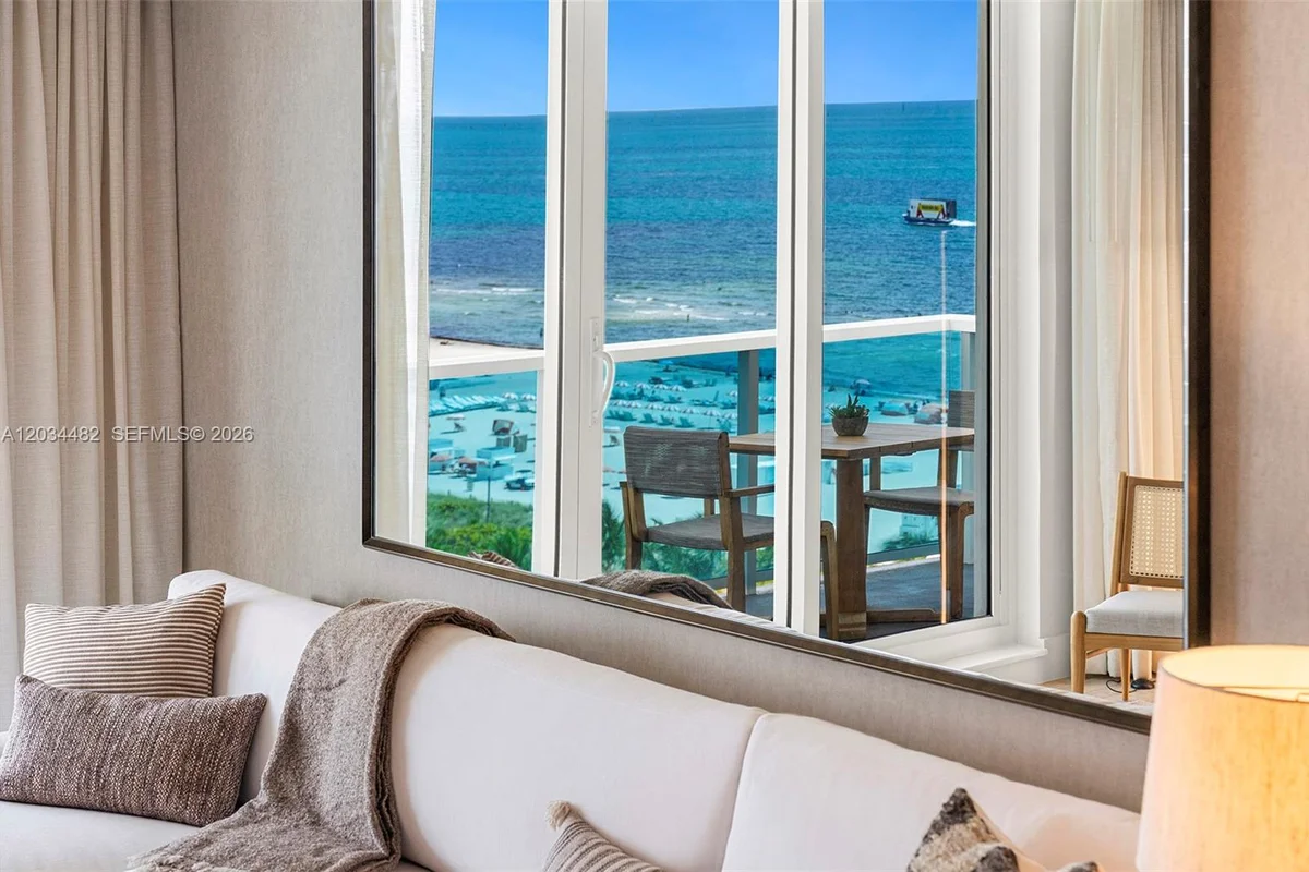 102 24th St #1112, Miami Beach: photo 1 of 25