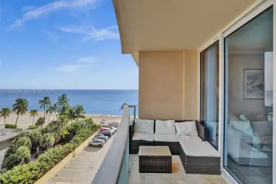 2501 S Ocean Dr #605, Hollywood: photo 1 of 27