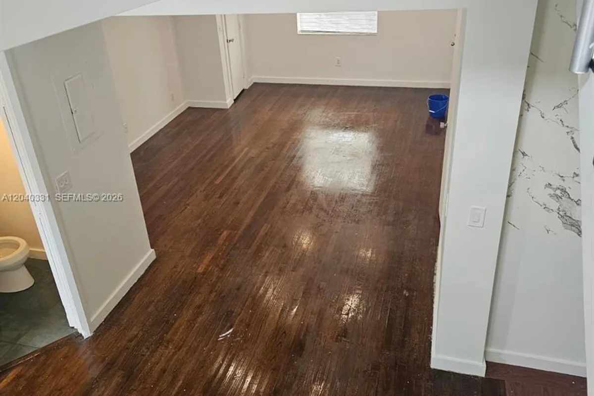 1614 Jefferson Ave #5, Miami Beach: photo 1 of 1