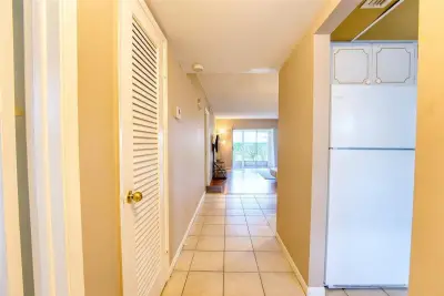 4700 Washington St #105, Hollywood: photo 1 of 17