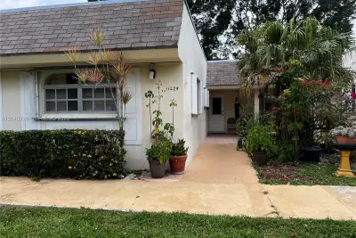11229 SW 169th St #V4742, Miami: photo 1 of 10