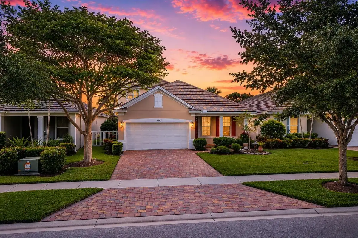 9250 Wrangler Dr, Lake Worth: photo 1 of 43