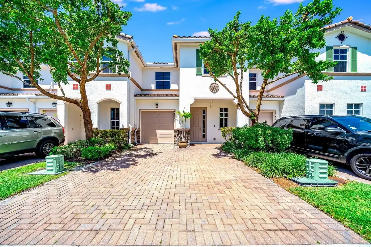 4543 Tara Cove Way, West Palm Beach: photo 1 of 22