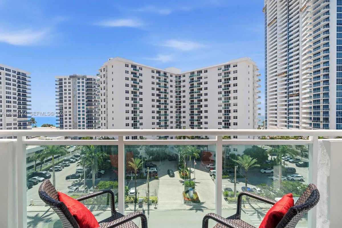 3000 S Ocean Dr #718, Hollywood: photo 1 of 55