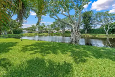 7543 Volley Pl, Greenacres: photo 1 of 43