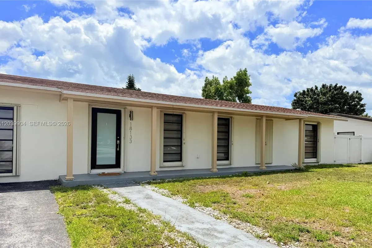 18133 SW 93rd Ave, Palmetto Bay: photo 1 of 29