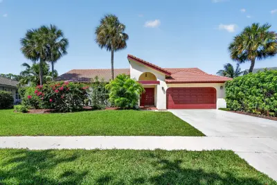2400 SW 23rd Cranbrook Dr, Boynton Beach: photo 1 of 101