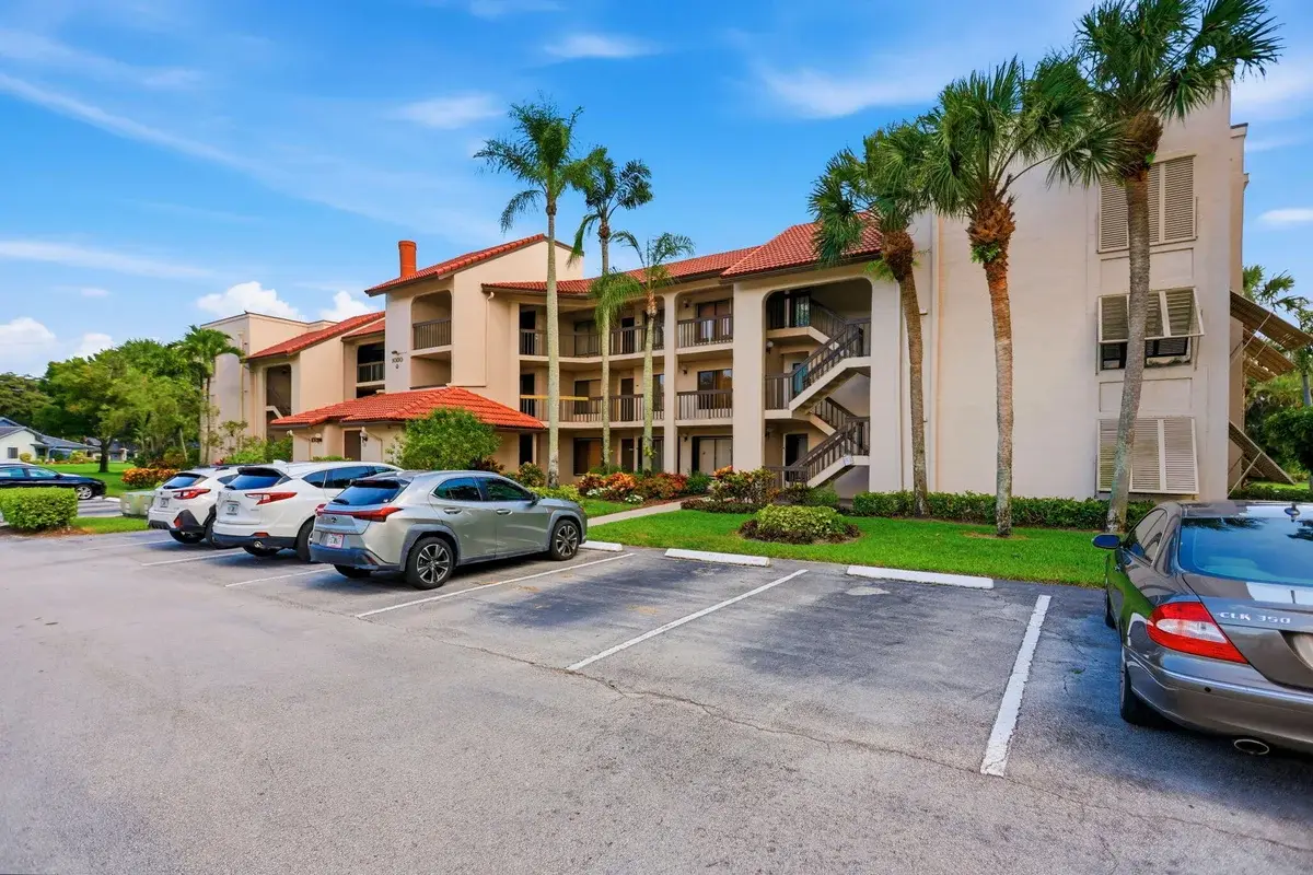 10110 Cedar Point Blvd #206, Boynton Beach: photo 1 of 27