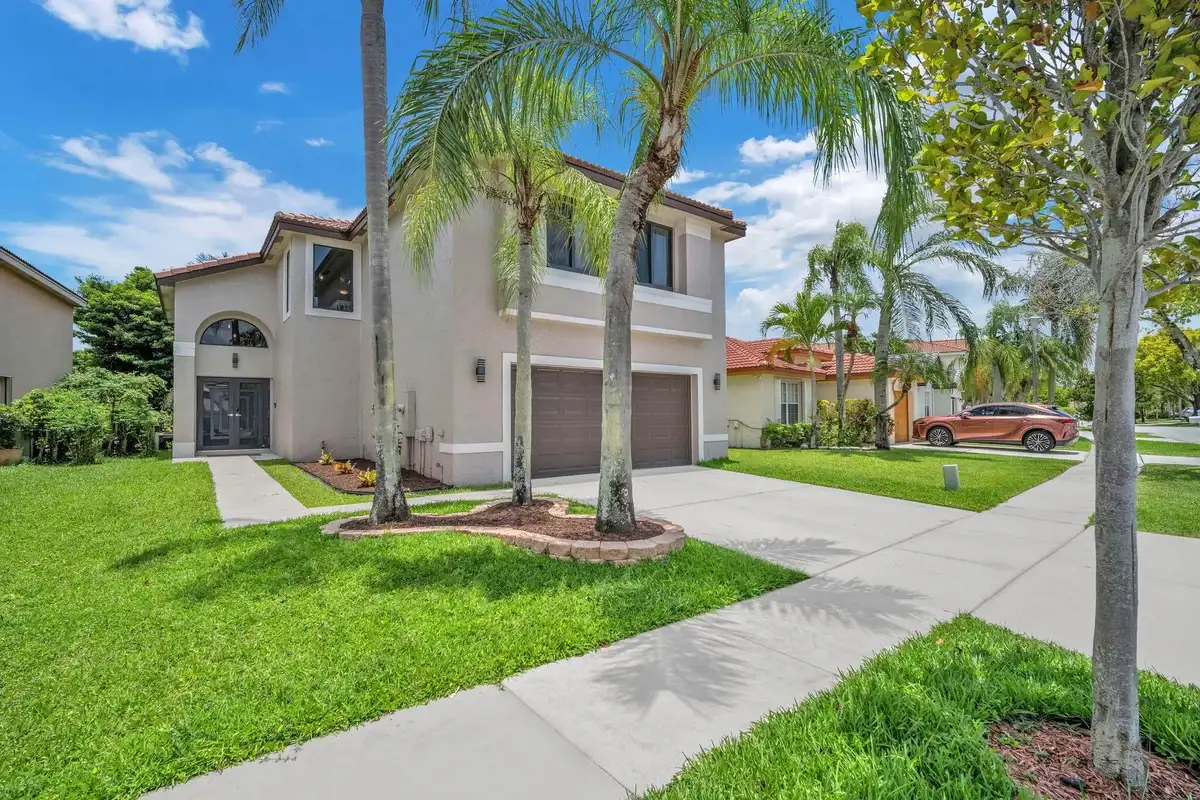 2003 SW 173rd Ave, Miramar: photo 1 of 46