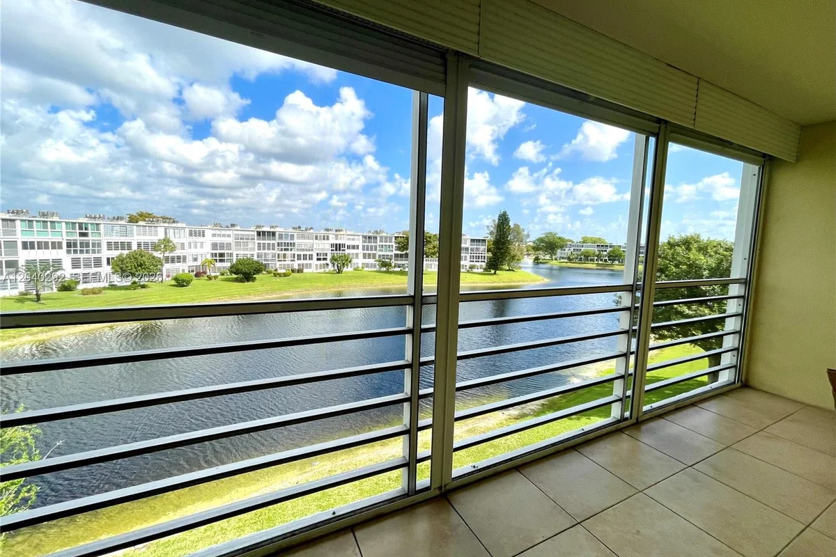 4031 Harwood D, Deerfield Beach: photo 1 of 25