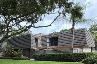 511 5th Ter, Palm Beach Gardens: photo 1 of 21