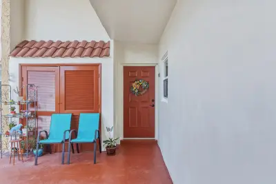 215 Lake Carol Dr, West Palm Beach: photo 1 of 18