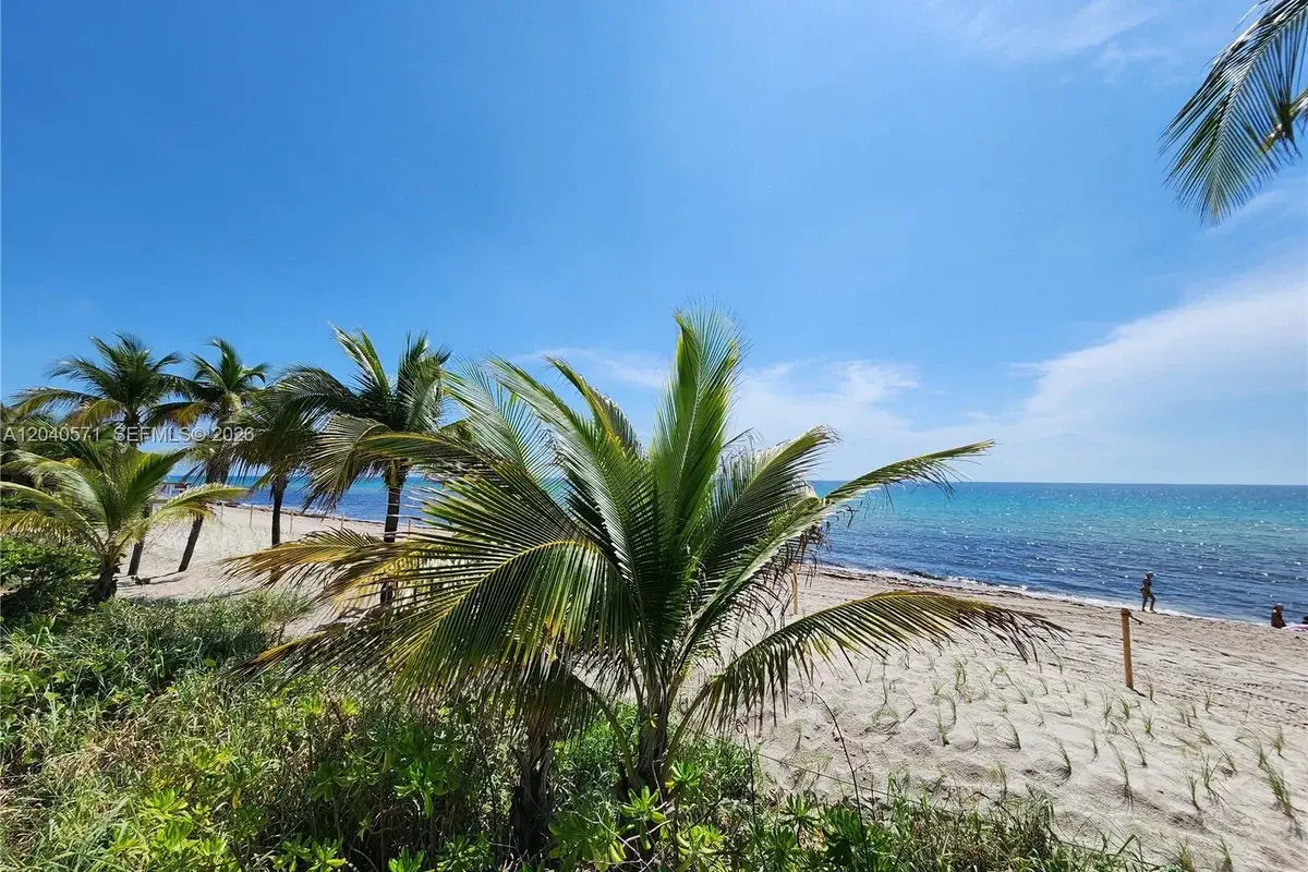 2030 S Ocean Dr #2204, Hallandale Beach: photo 1 of 28