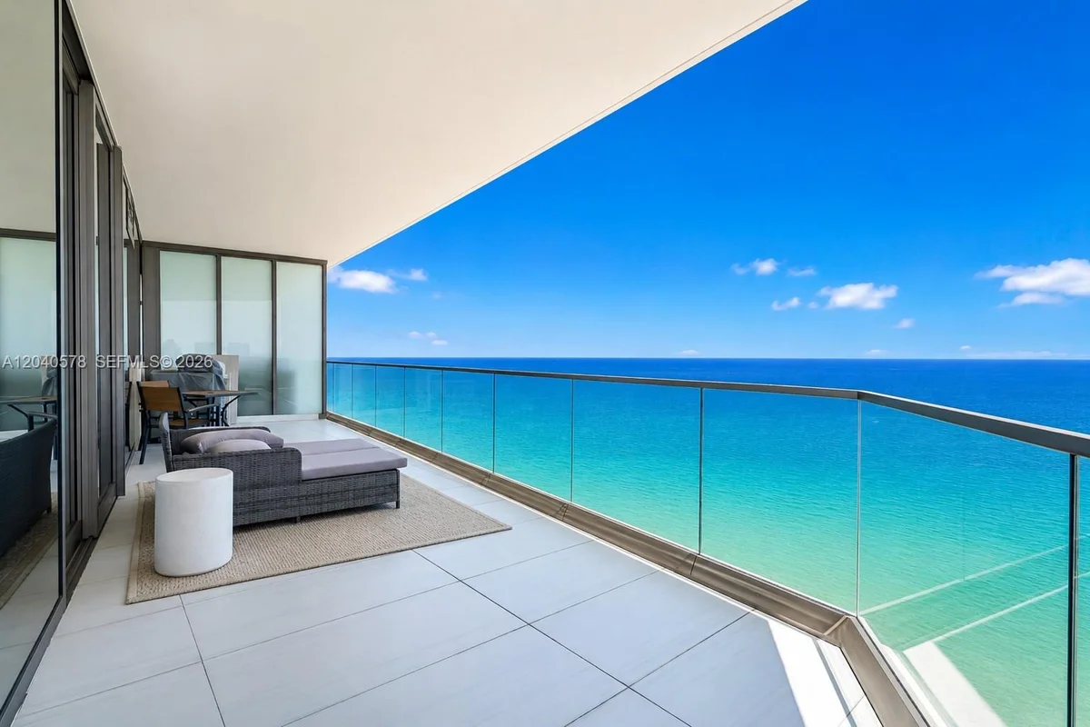 18975 Collins Ave #2004, Sunny Isles Beach: photo 1 of 11