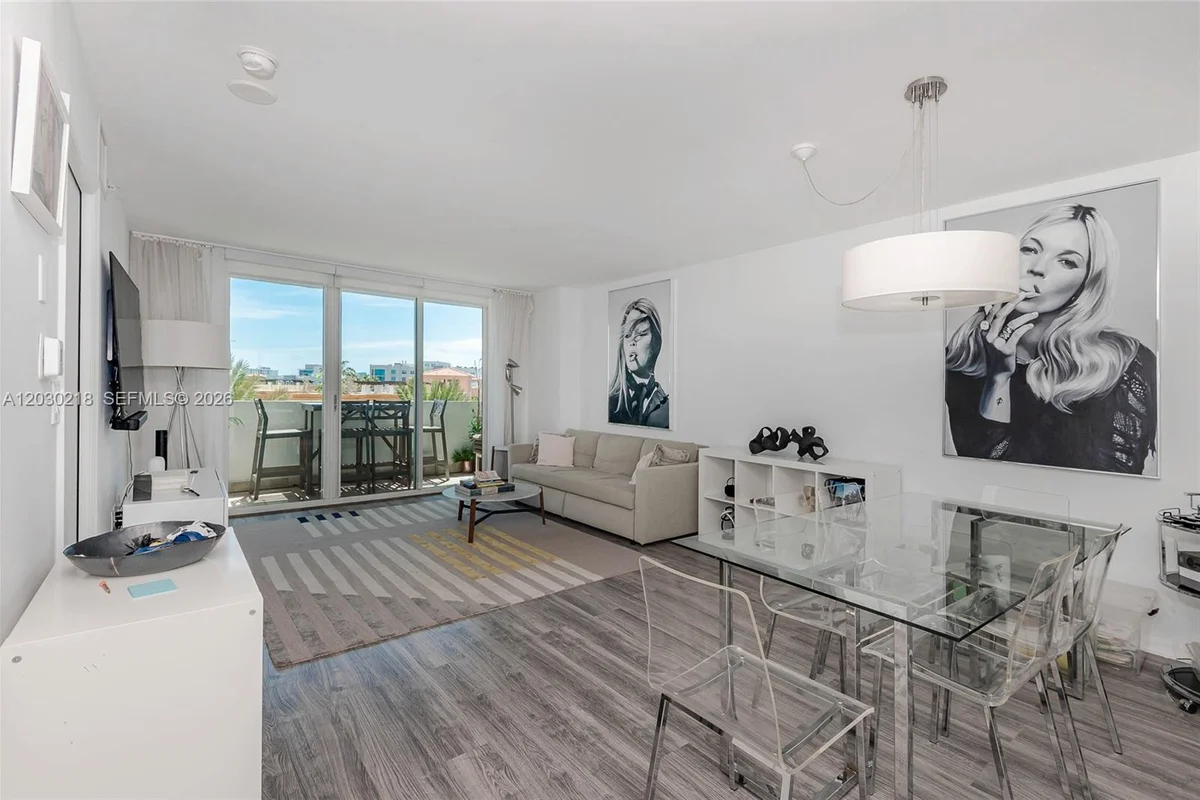 90 Alton Rd #607, Miami Beach: photo 1 of 25