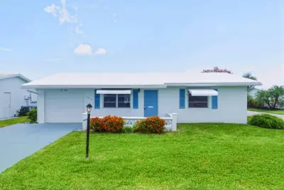 1012 SW 17th St, Boynton Beach: photo 1 of 39