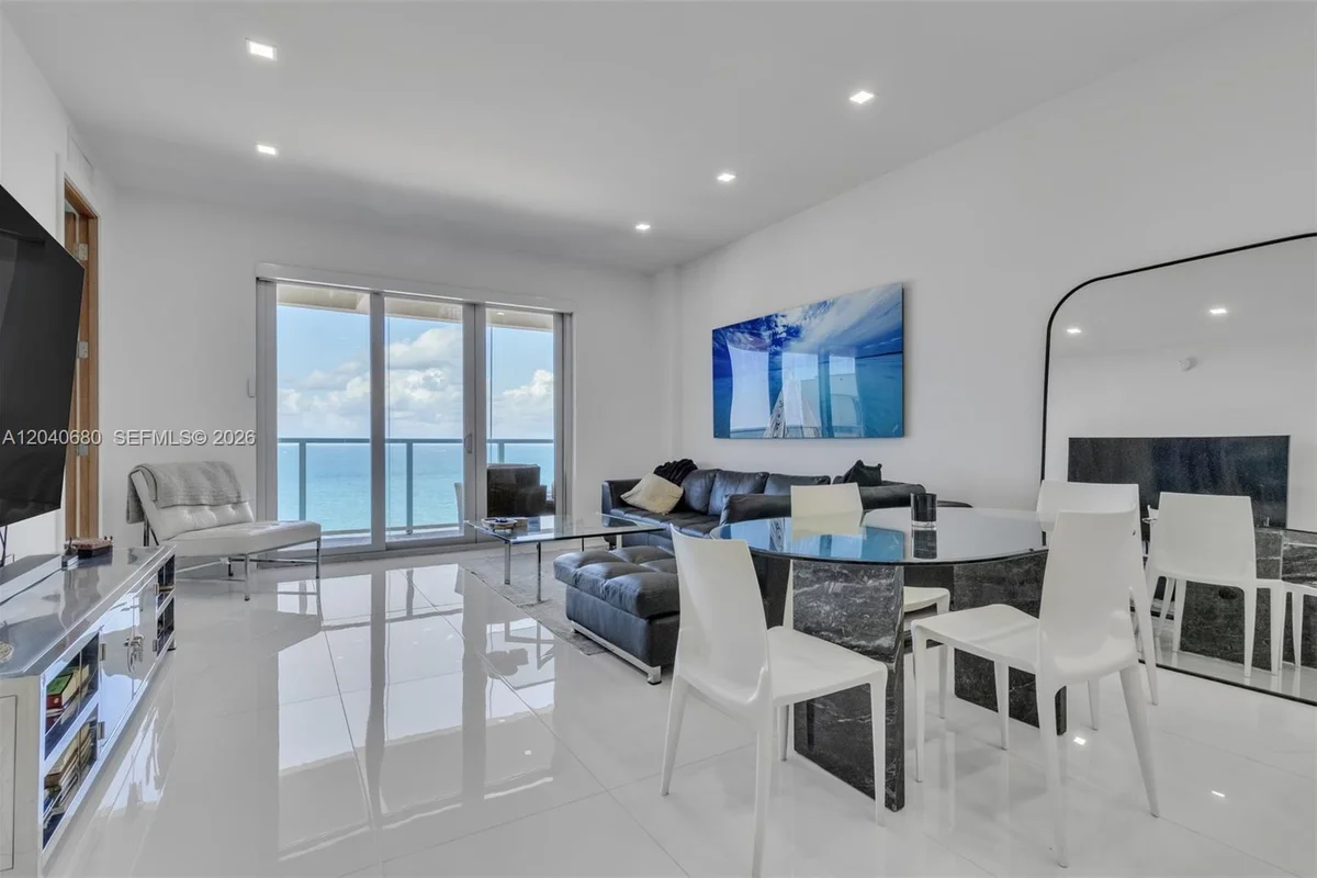 5701 Collins Ave #PH08, Miami Beach: photo 1 of 52