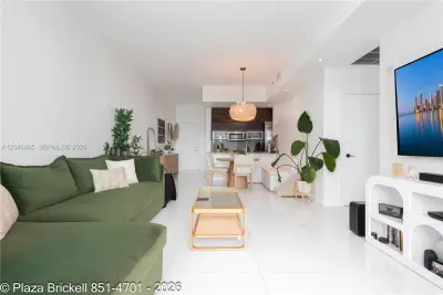 950 Brickell Bay Dr #4701, Miami: photo 1 of 46