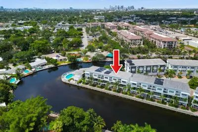 2900 NE 12th Ter #25, Oakland Park: photo 1 of 59