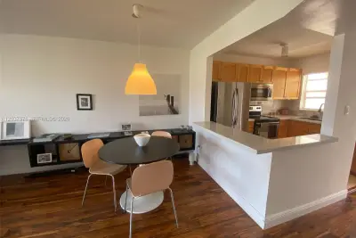 8861 Sunrise Lakes Blvd #311, Sunrise: photo 1 of 18