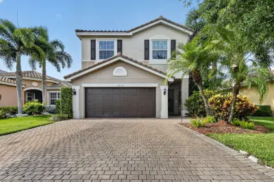 8135 Cantabria Falls Dr, Boynton Beach: photo 1 of 84