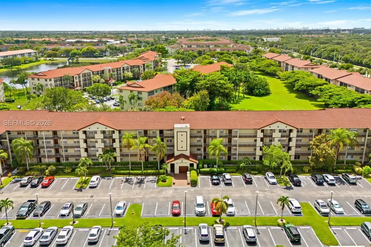 1501 SW 131st Way #405P, Pembroke Pines: photo 1 of 24