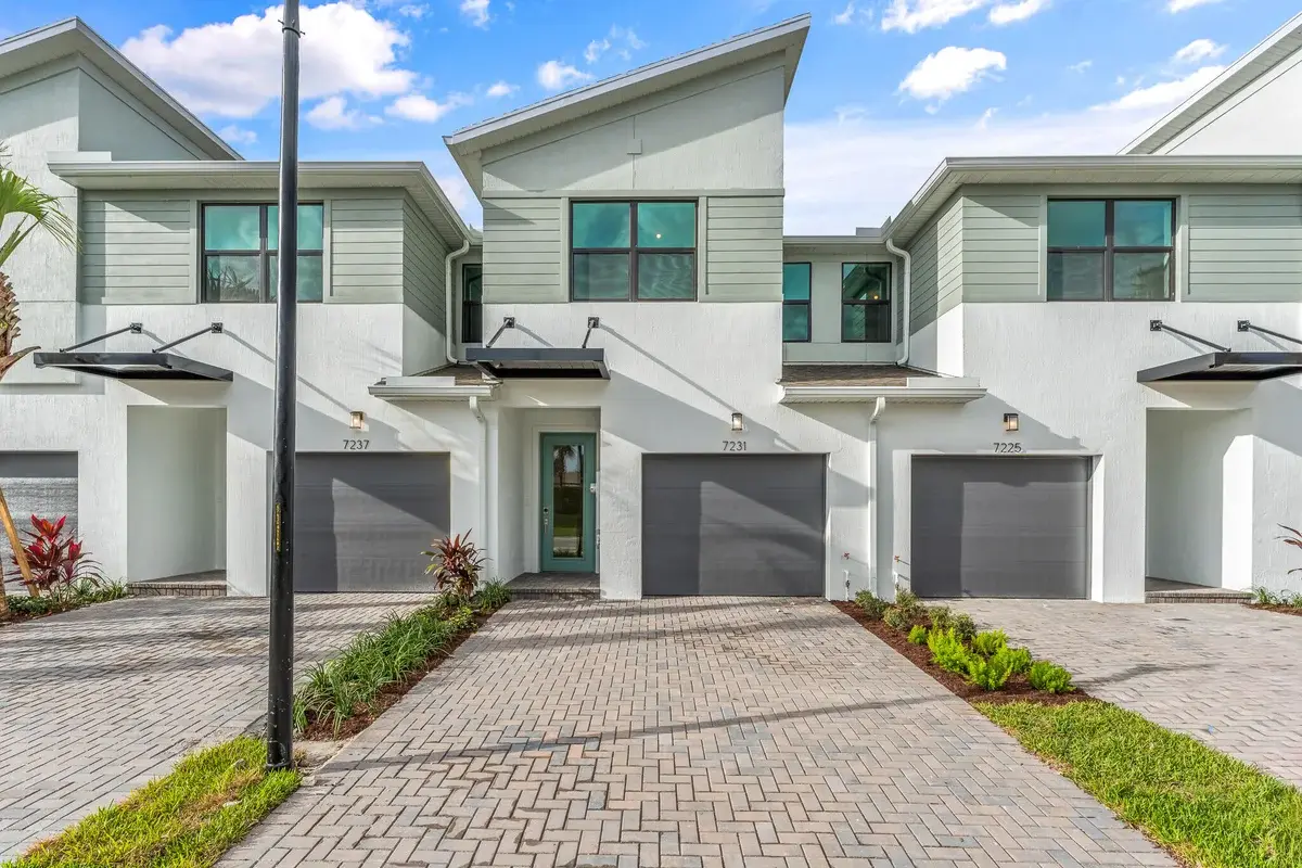 7231 Channing Ave, Lake Worth: photo 1 of 1