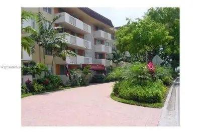 1800 Sans Souci Blvd #317, North Miami: photo 1 of 14