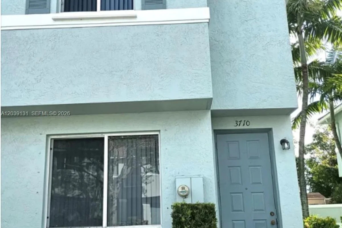 3710 Oleander Ter, Riviera Beach: photo 1 of 1