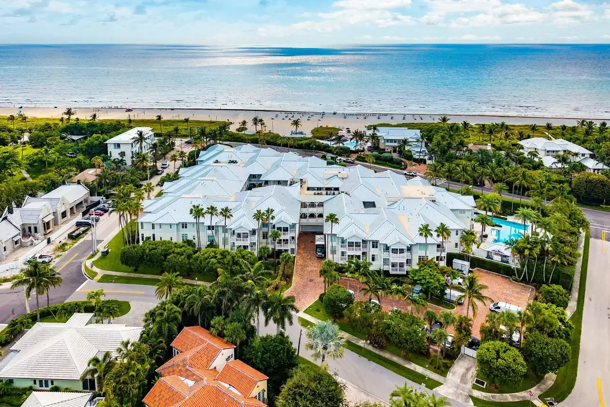 400 S Ocean Blvd #105, Delray Beach: photo 1 of 40