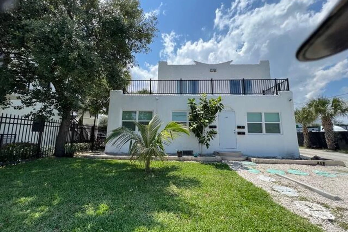 1709 Mercer Ave, West Palm Beach: photo 1 of 19