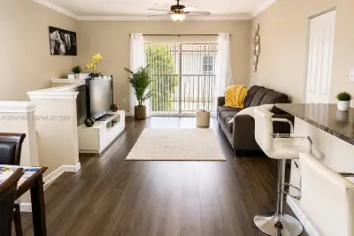 5980 W Sample Rd #308, Coral Springs: photo 1 of 20