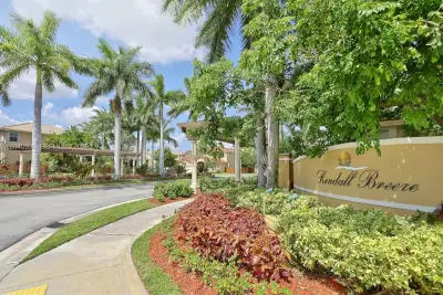 12361 SW 123rd Ter, Miami: photo 1 of 86