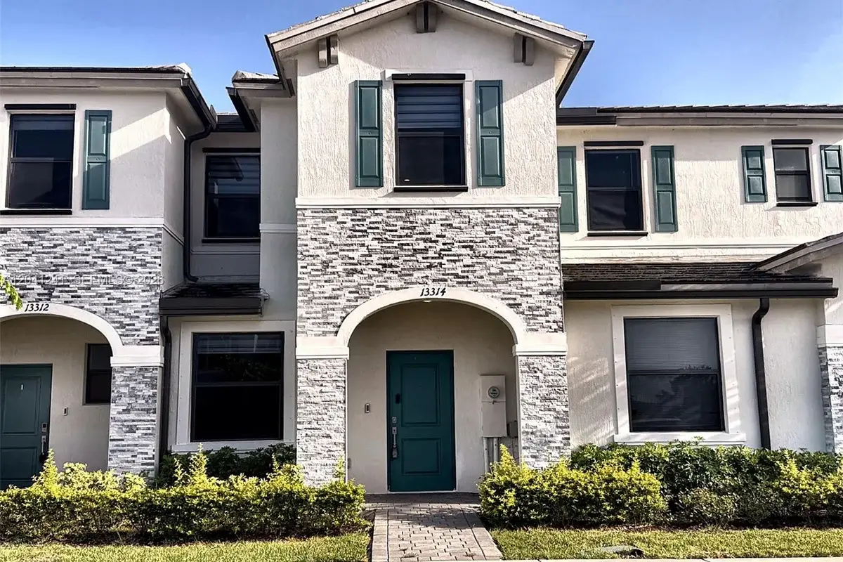 13314 SW 286th Ter, Homestead: photo 1 of 21