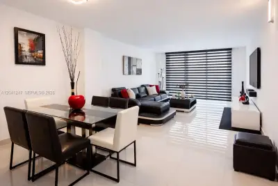 19380 Collins Ave #307, Sunny Isles Beach: photo 1 of 11