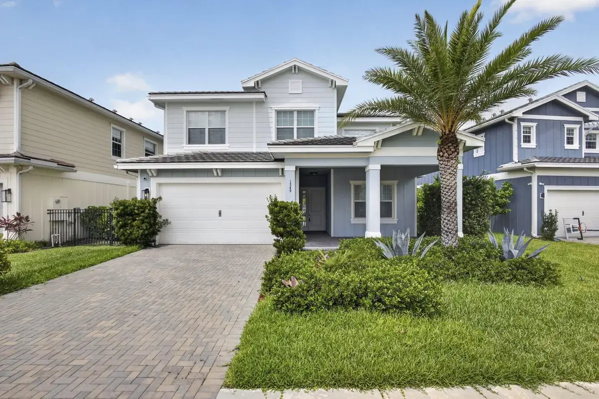 House in Loxahatchee: photo 1 of 82
