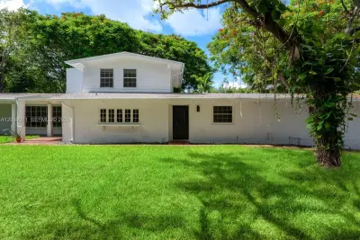 5950 SW 128th St, Pinecrest: photo 1 of 14