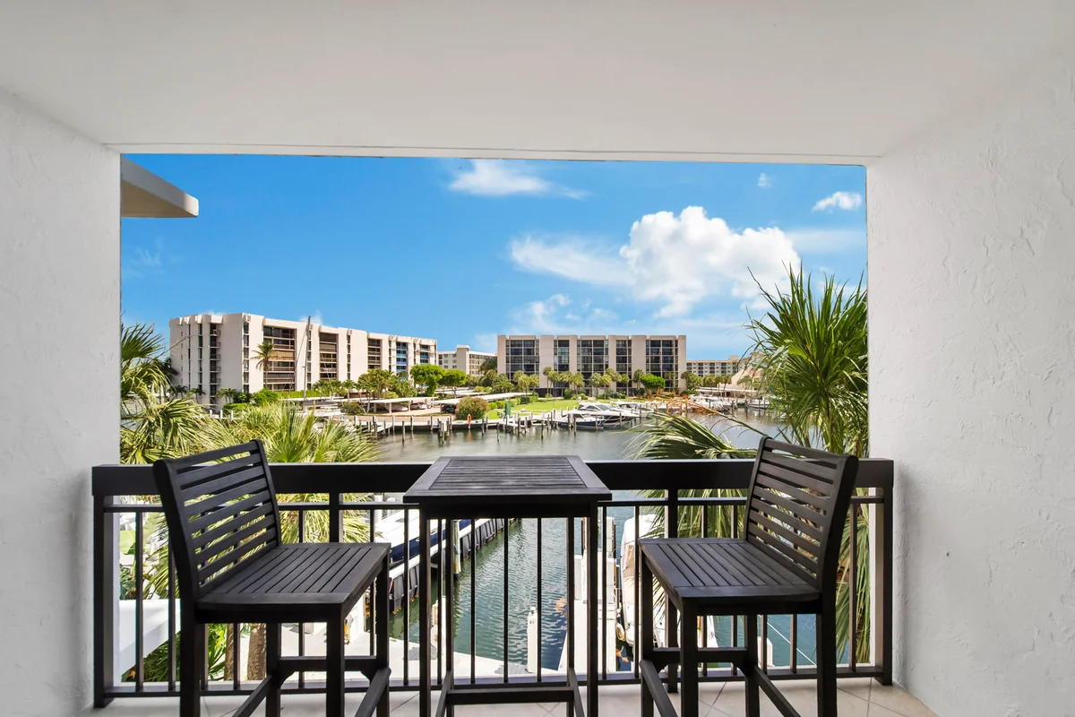 2687 N Ocean Blvd #303, Boca Raton: photo 1 of 16