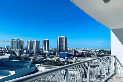 1750 N Bayshore Dr #2112, Miami: photo 1 of 7