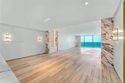 10201 Collins Ave #906, Bal Harbour: photo 1 of 43