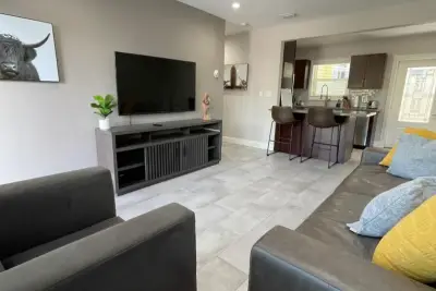 400 SW 12th #1-2, Fort Lauderdale: photo 1 of 18