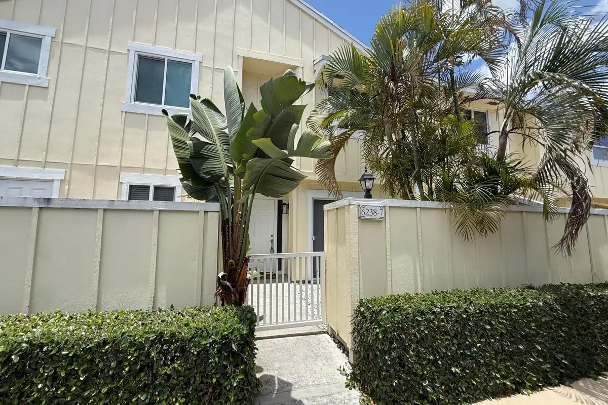 6238 Riverwalk Ln #7, Jupiter: photo 1 of 32