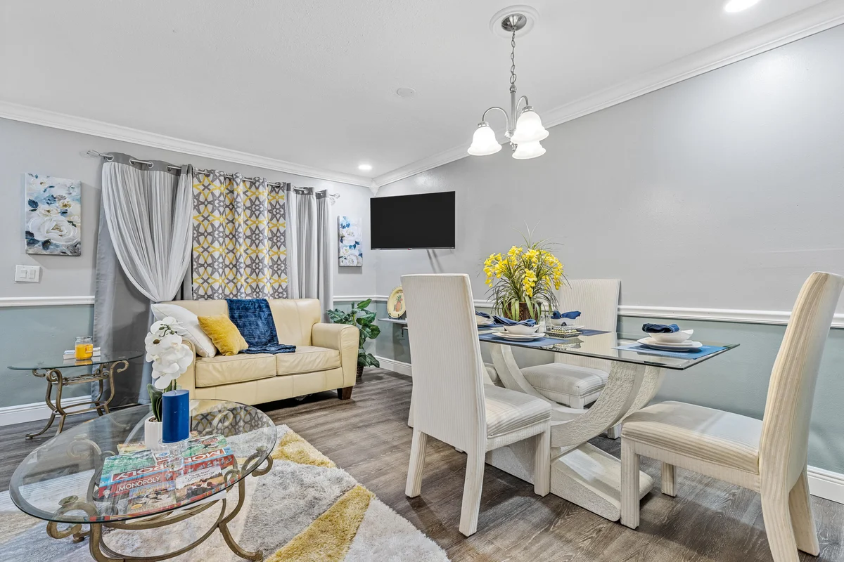 101 NE 4th St #3, Delray Beach: photo 1 of 20
