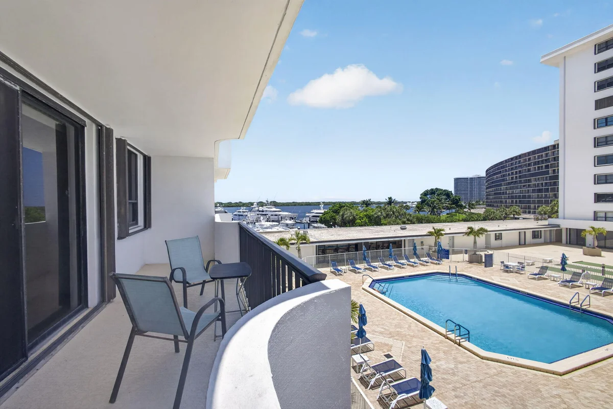 1208 Marine Way #205, North Palm Beach: photo 1 of 49