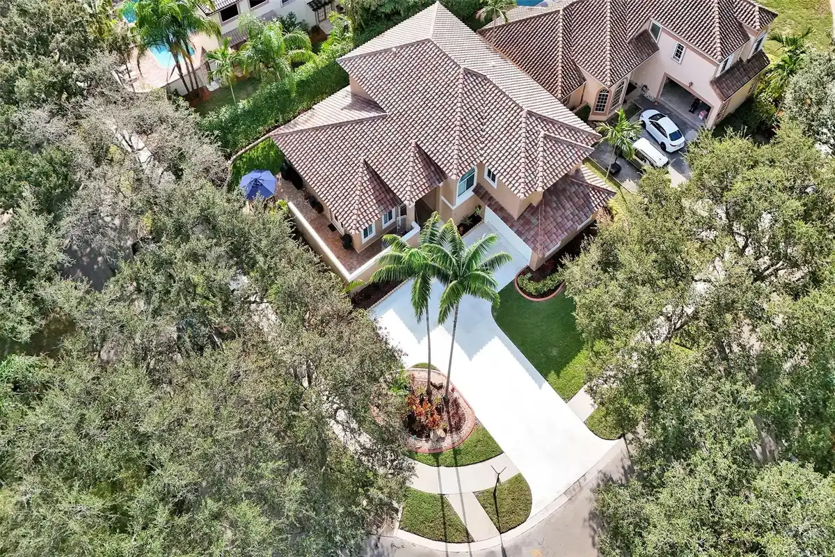 11300 Knot Way, Cooper City: photo 1 of 99
